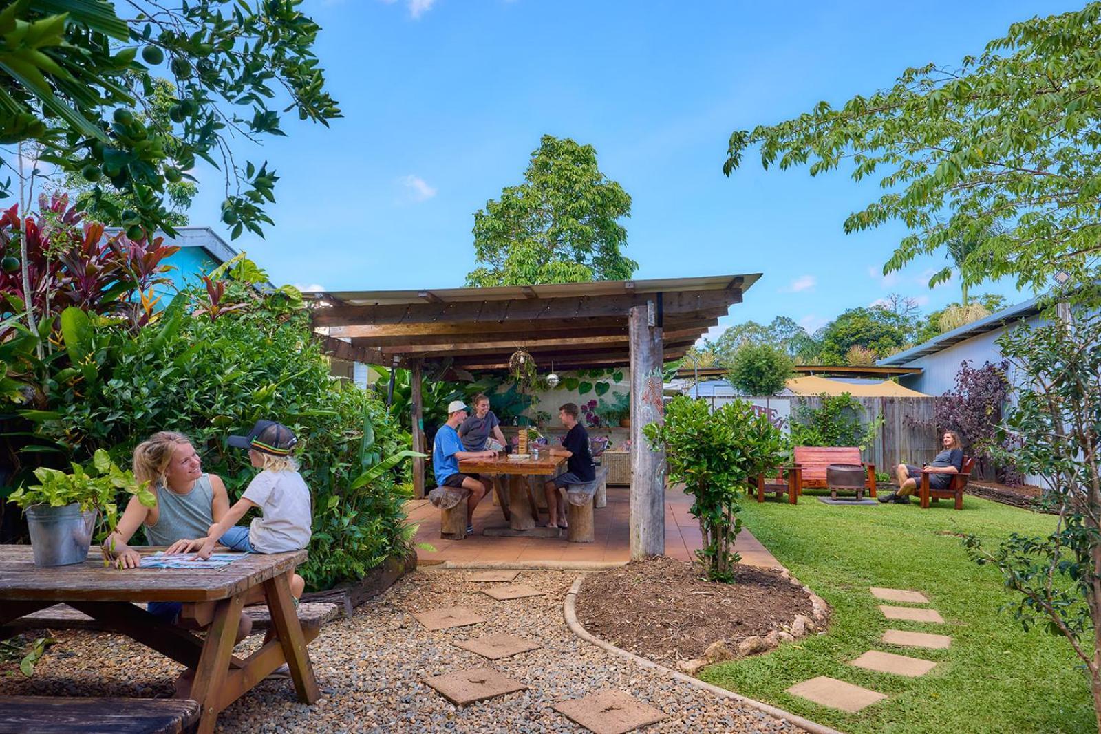 On The Wallaby Eco Lodge Yungaburra Ngoại thất bức ảnh